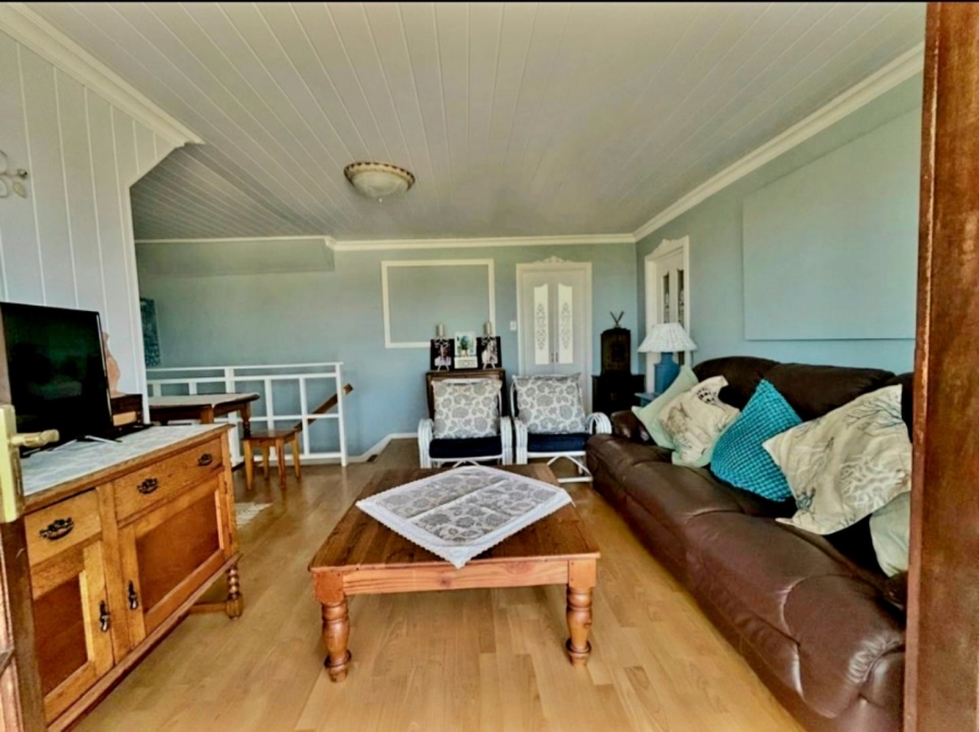  Bedroom Property for Sale in Hartenbos Heuwels Western Cape